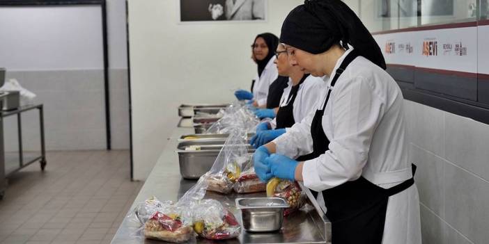 Alkışlanacak proje: İlçedeki 3 bin öğrenciye beslenme desteği!