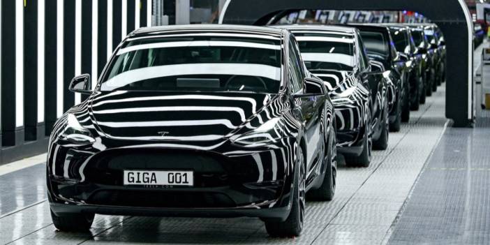 Elektrikli araç sektöründe devrim niteliğinde gelişme: Tek şarjla 725 km menzil!