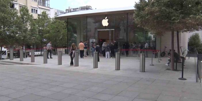 iPhone 17 Türkiye’de beklenen ilgiyi görmedi
