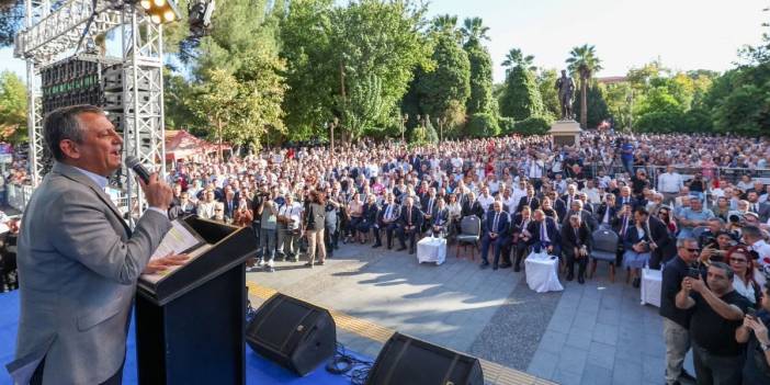 Özel, Erdoğan- Jr.Trump iddiasını sürdürüyor: Beyaz Saray’da görüşme karşılığında 300 boeing sözü verdi