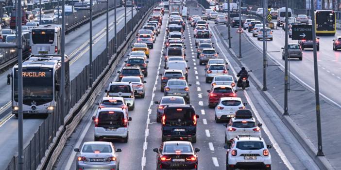 İstanbul'da sabah saatlerinde trafik yoğunluğu