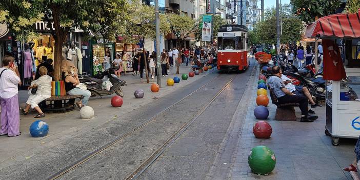 Bahariye'de yürürken fark edeceksiniz: Artık daha canlı görünüyor!