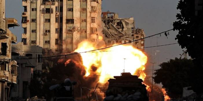 İsrail ordusu Gazze’de hastaneyi vurdu: 100’e yakın kişi mahsur kaldı