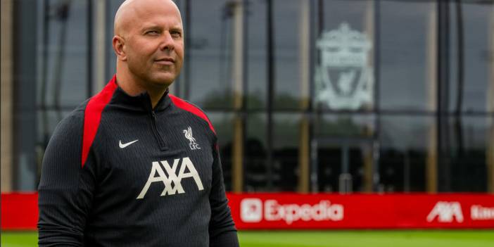 Arne Slot'tan futbol tarihine geçecek başarı