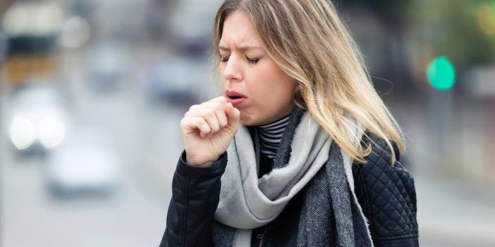 Gece uykudan uyandıran kuru öksürüğe son! Evdeki 3 malzemeyle hazırlanan doğal kür