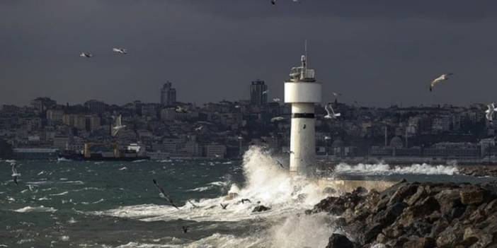 Valilikten İstanbul'a fırtına uyarısı