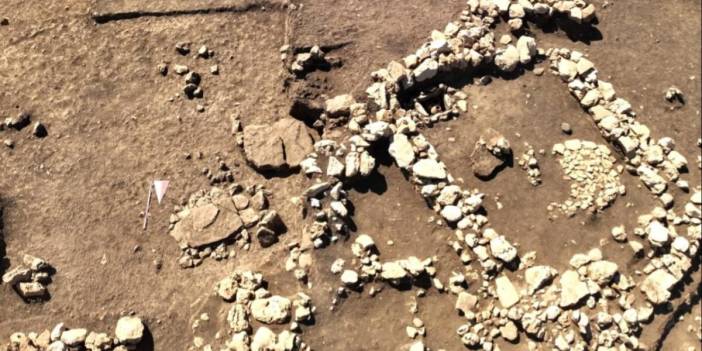 Çayönü Tepesi’nde yeni arkeolojik keşif: Neolitik ve Tunç Çağı döneme ait 8 mezar bulundu