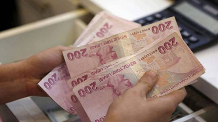 Asgari ücret 9 ayda 5.621 TL eridi