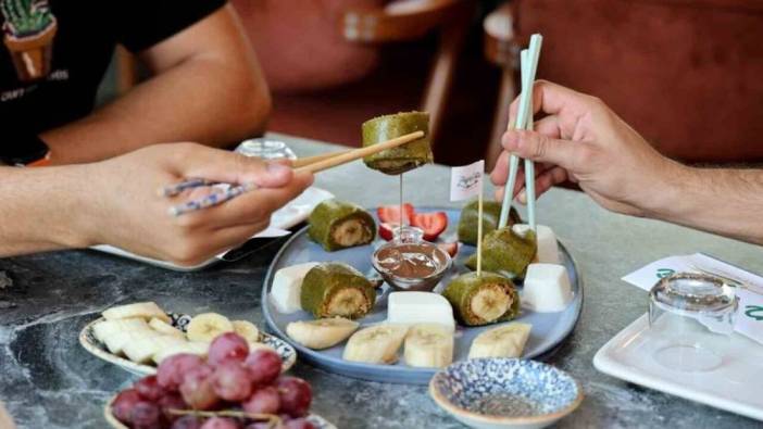 Dubai çikolatasından sonra yeni lezzet! Bu adana lezzeti chopstickle yeniliyor: Sushi kadayıf!