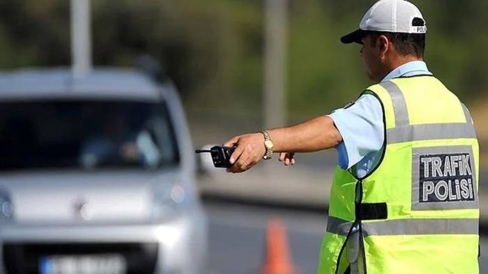 Yeni trafik düzenlemesi yolda: Ehliyet iptali ve 180 bin liralık cezalar geliyor