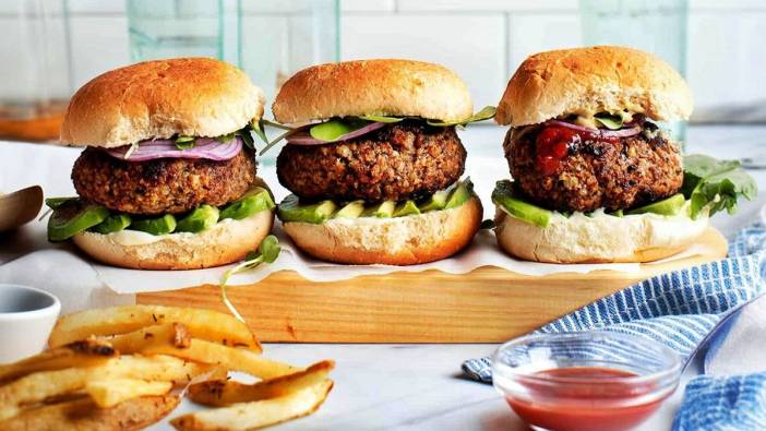 'Burger' ve 'döner' isimleri, vegan ürünlerde kullanılmayacak!