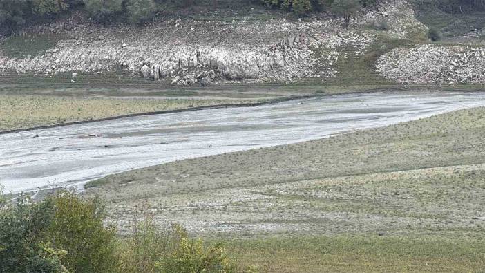 İstanbul’un su kaynağı tehlikede: Hasanlar Barajı’nda su seviyesi kritik düzeye düştü