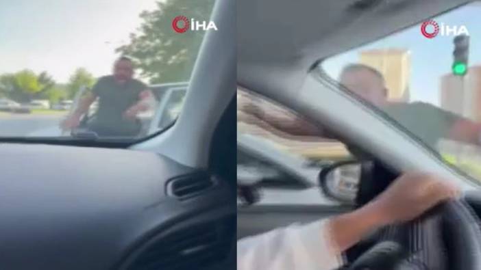 Kayseri'de trafik magandası dehşeti kamerada! Tartıştığı kadınların aracını yumrukladı