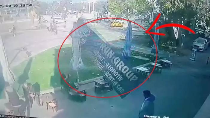 Bursa'da dehşet anları güvenlik kamerasında: Saniyelerle gelen kurtuluş! Lodos dev tabelayı başlarına düşürdü