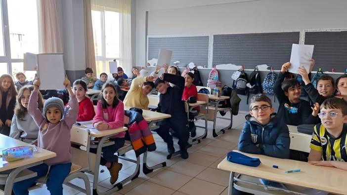 Eğitim takvimi değişiyor: Kasım ve mart ara tatil uygulaması sona eriyor!