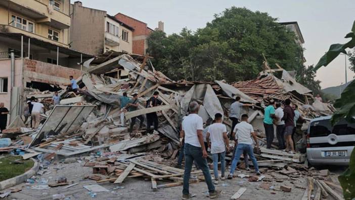 Sındırgı, art arda gelen depremler sonrası "afet bölgesi" ilan edildi