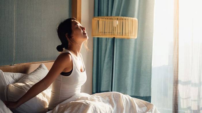 Güne enerjik başlamanın sırrı: Sabah esneme hareketlerinin şaşırtıcı faydaları!