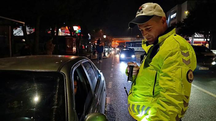 Eldiven avı başladı: Polisler didik didik arıyor!