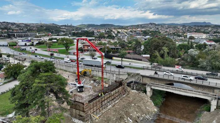 Üç ilçeyi rahatlatacak dev proje: 5 şeritli köprünün açılış tarihi belli oldu!