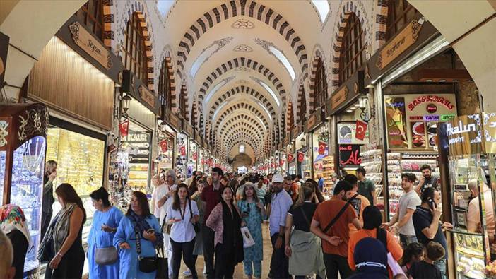 Kapalıçarşı’da 335 milyon liralık para aklama operasyonu: 76 kişi gözaltına alındı, 31 araç ve 74 taşınmaza el konuldu