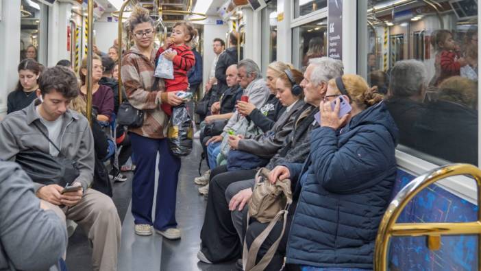 "Metroya iniyorum sonra dönerim" devri bitti! İzmirlilere güzel haber İBB'den: Kesintisiz iletişim dönemi başladı