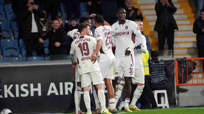 Fırtına son anda kazandı: Trabzonspor, 7 golün atıldığı karşılaşmada 10 kişi kalan Başakşehir'i 4-3 yendi