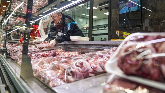 Sosyal medya manipülasyonları piyasayı bozdu: Karkas ete zam geldi