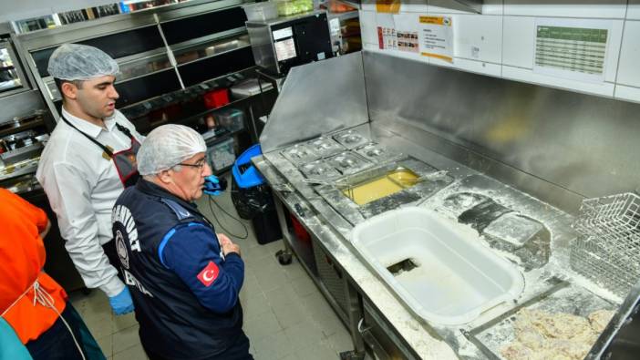 Gıda güvenliği alarmı! İstanbul'daki bir işletmede hijyen ihlali: O restorana en üst sınırdan ceza