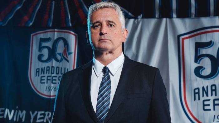 Anadolu Efes'te ayrılık: Lacivert-Beyazlı ekipte Kokoskov dönemi sona erdi