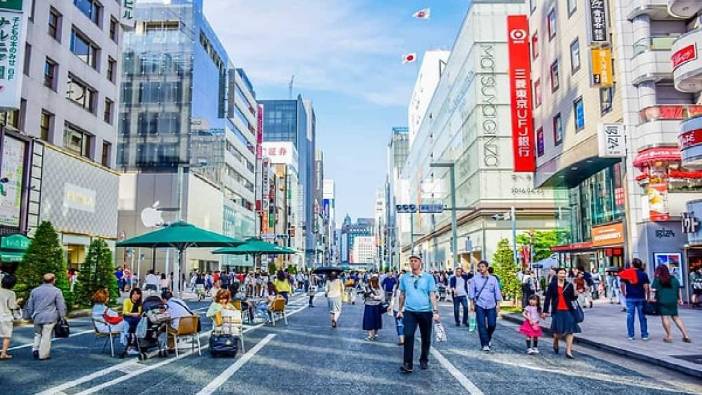 Dünyanın en temiz ülkesi olarak biliniyor, sokaklarda çöp kutusu bulunmuyor! Japonlar neden çöp kutusu kullanmıyor?