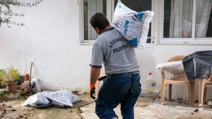 Güzelbahçe Belediyesinden kış desteği: İhtiyaç sahibi vatandaşlara kömür dağıtımına başlandı