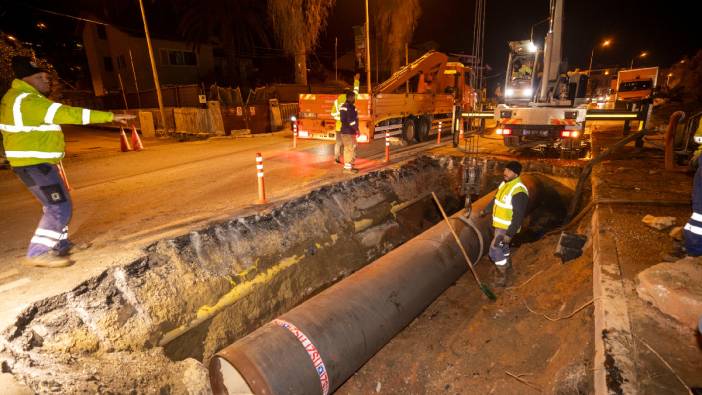 İZSU ekipleri Güzelbahçe–Narlıdere ana iletim hattındaki arızayı giderdi