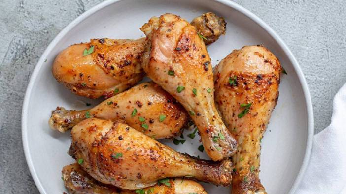 Tavuğu sakın bu şekilde pişirmeyin! En tehlikeli pişirme yöntemleri…