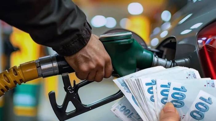 Benzine indirim geldi: Akaryakıt fiyatları tabelaya yansıdı