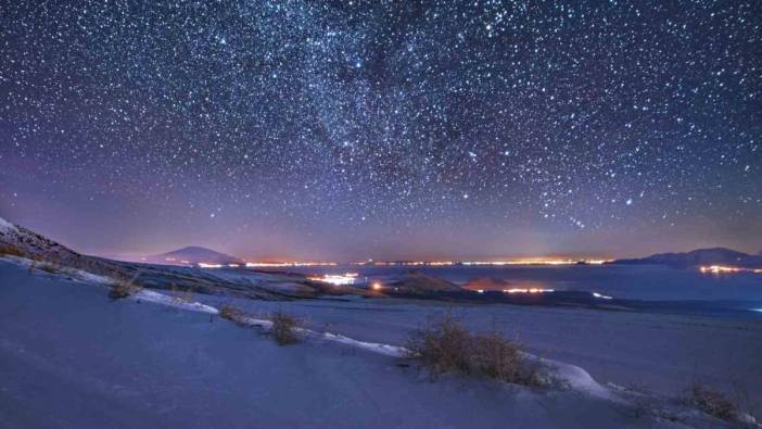Bitlis semalarında görsel şölen! Geminid meteor yağmuru nefes kesti!