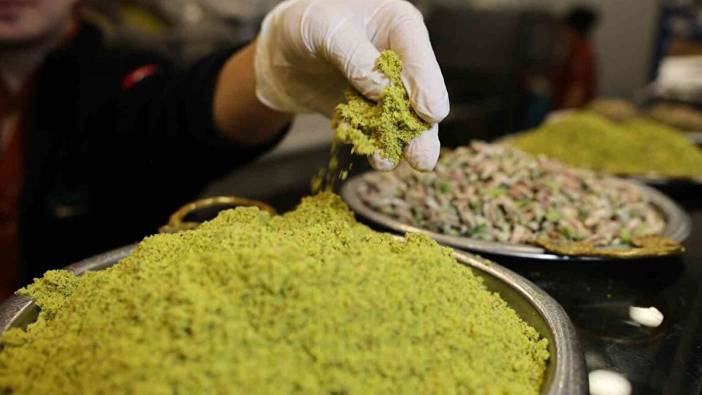 Fıstıklı tatlılarda hile: Bezelye ve boya kullanılıyor