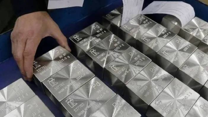 Gümüş fiyatları ne kadar oldu? Haftanın üçüncü günü gümüş düştü mü? İşte 26 Kasım 2025 güncel gümüş fiyatları…