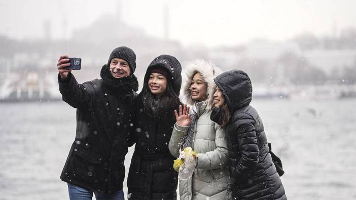 Meteoroloji radarları uyardı, kar İstanbul’a giriş yaptı: Daha da kuvvetlenecek