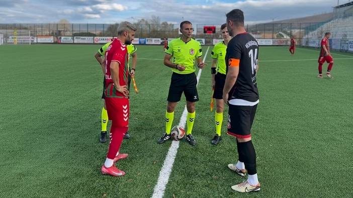 Hakemin kaptana hitap şekli seyircileri şaşkına çevirdi!