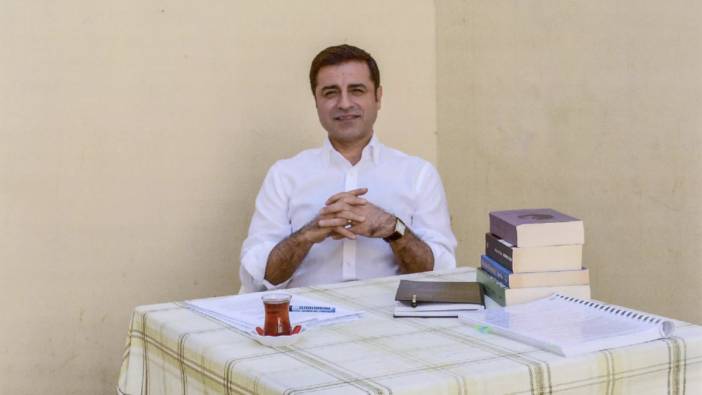 Selahattin Demirtaş'a 1 yıl 5 ay 15 gün hapis cezası
