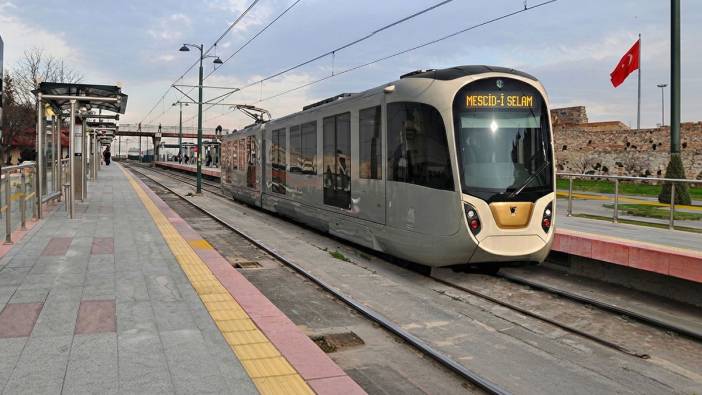 Sultançiftliği ile Topkapı arası sadece 45 dakika! T4 tramvay hattı 19. yılında