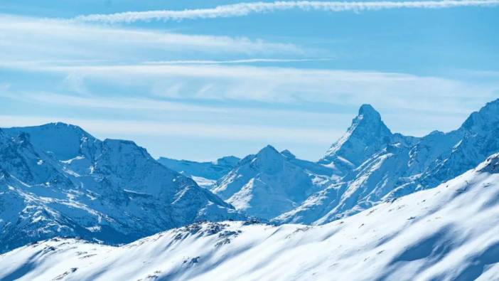 Fas'ın Toubkal Dağı'nda çığ düştü: Can kayıpları var