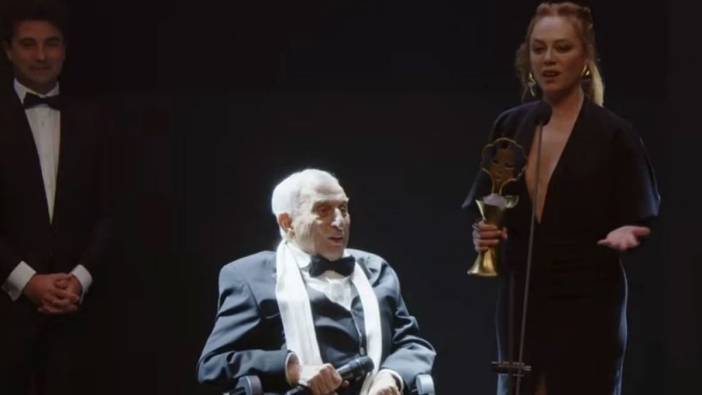 Demet Evgar'dan Haldun Dormen'e duygusal veda