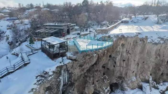 Yüzlerce metre yükseklikteki cam teras turistlerin yeni gözdesi oldu! Çevre illerden akın ediyorlar: Tarih, doğa, adrenalin...