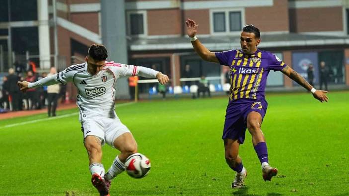 Kartal zirveye uzak kaldı: Eyüpspor ile 2-2 berabere kalan Beşiktaş'ın liderle arasındaki puan farkı 13'e çıktı