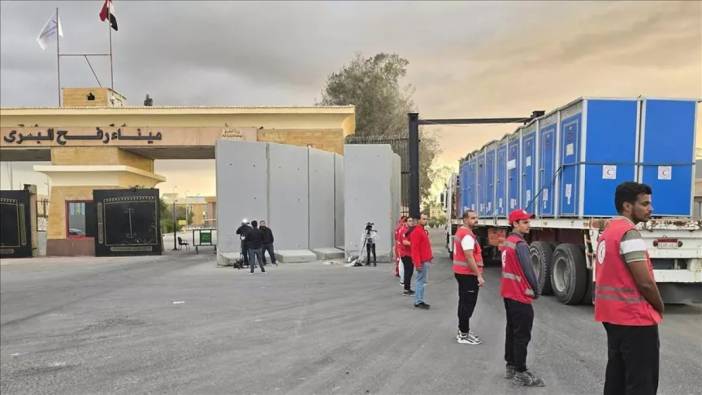 Refah Sınır Kapısı pazar günü çift yönlü olarak açılacak