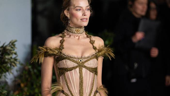 Margot Robbie’nin filtresiz karesi gündem oldu! "Shop olmadan tanıyamadık"