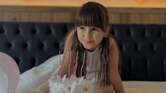 Okul önünde feci ölüm! 6 yaşındaki Ela servisini ararken hayatını kaybetti