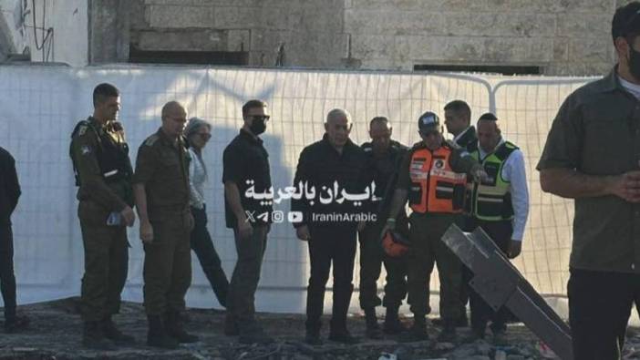 Ofisi vurulan Netanyahu enkaz arasında ortaya çıktı: 85 Bin sivilin katilinden 'sivilleri koruyoruz' pişkinliği