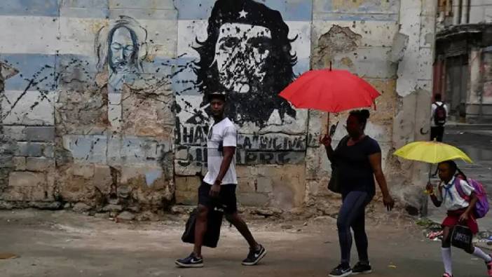 Küba: ABD'nin olası bir saldırısı karşısında askeri hazırlık yapılıyor